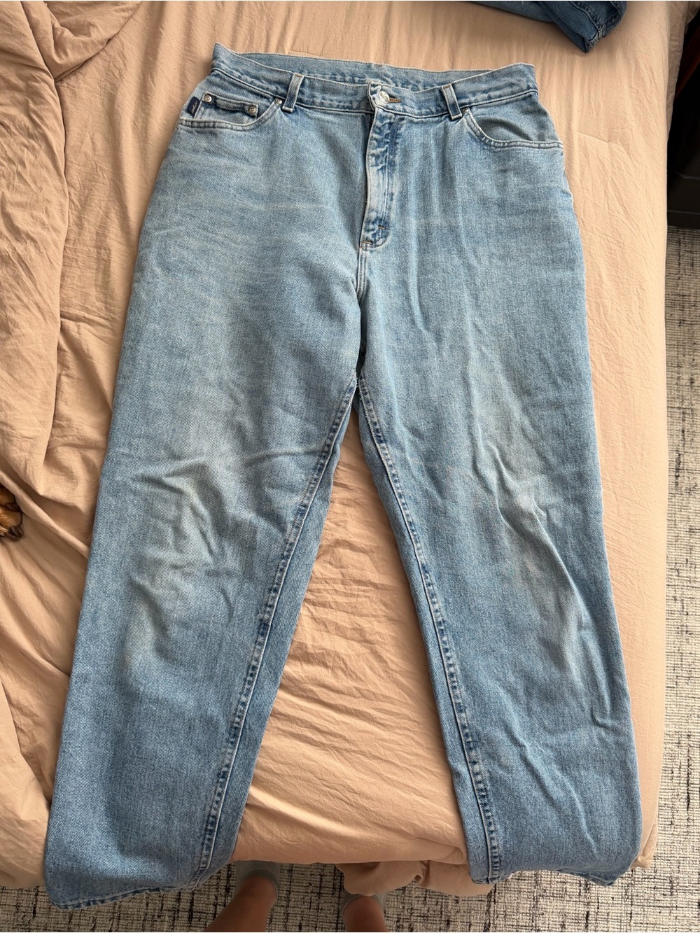 90’s Classic Light Blue Women’s High-Rise Jeans